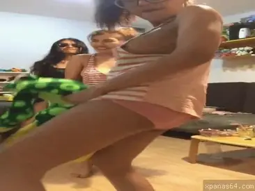 Cam 3 Jablay Jogja Goyang Telanjang Heboh Sampe Memek Keliatan poster